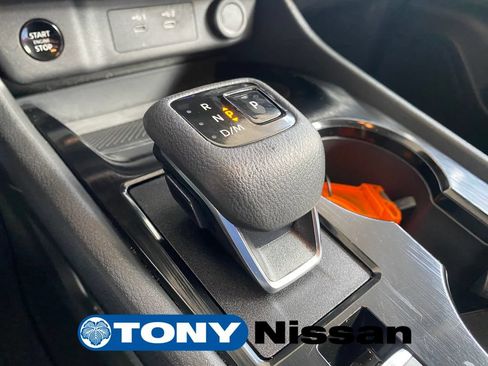 Used 2025 Nissan Rogue SV AWD/4WD image 35