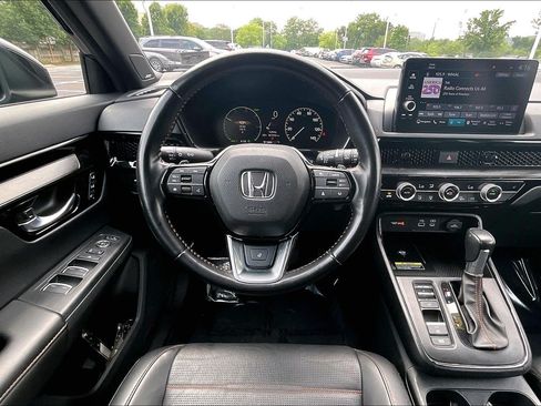 Used 2025 Honda CR-V Sport Touring image 5