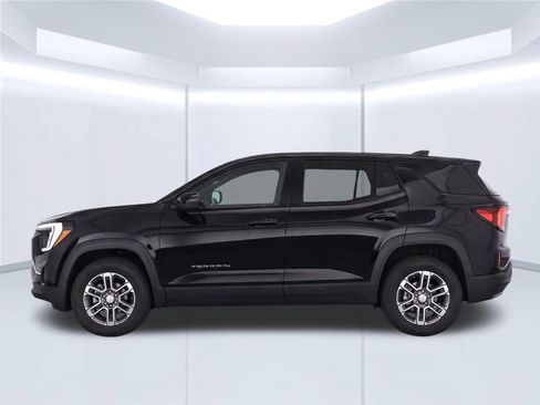 Used 2025 GMC Terrain Elevation FWD image 9