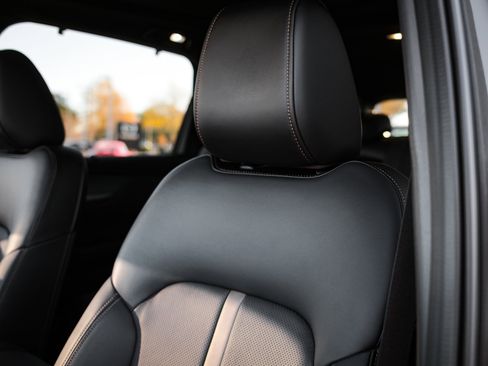 Certified 2025 MAZDA CX-90 3.3 Turbo S w/ Premium Package image 26