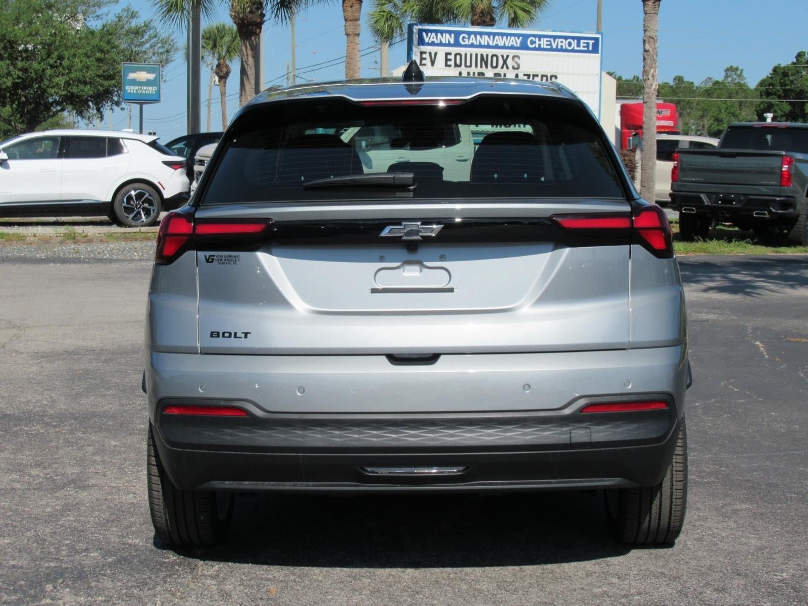 New 2027 Chevrolet Bolt LT w/ Comfort Package FWD image 6