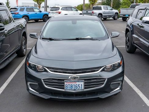 Used 2016 Chevrolet Malibu LT FWD image 2