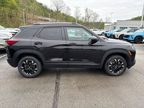Certified 2023 Chevrolet TrailBlazer LT w/ Convenience Package AWD/4WD image 7