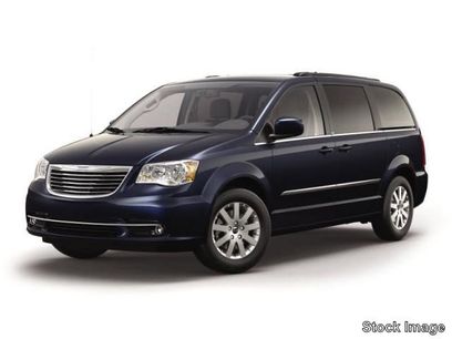 Used 2016 Chrysler Town & Country Touring w/ Driver Convenience Group