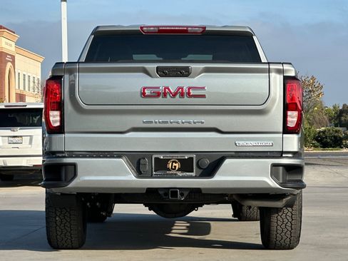New 2026 GMC Sierra 1500 Elevation w/ Elevation Select Package image 5