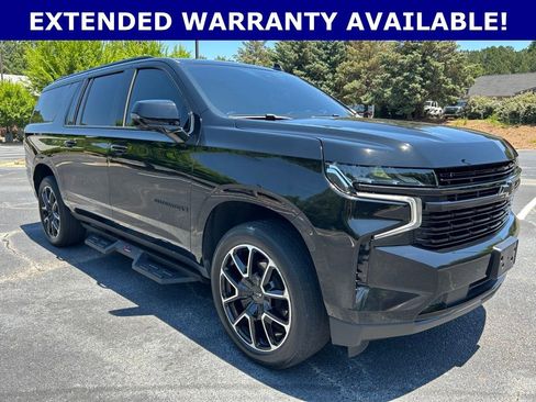 Used 2024 Chevrolet Suburban RST w/ Luxury Package RWD image 13