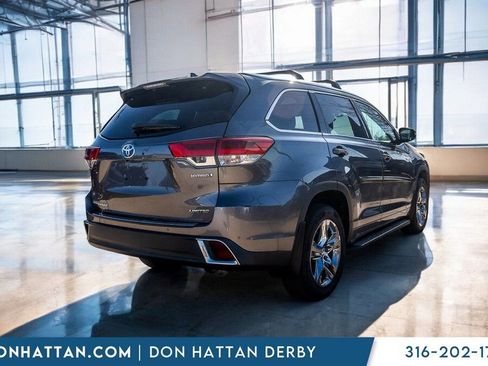 Used 2019 Toyota Highlander Limited Platinum image 37