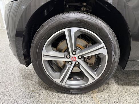 Used 2020 Jaguar F-PACE R-Sport image 33