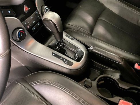 Used 2011 Chevrolet Cruze LTZ FWD image 16