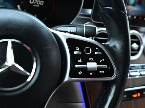 Used 2022 Mercedes-Benz GLC 300 4MATIC image 18