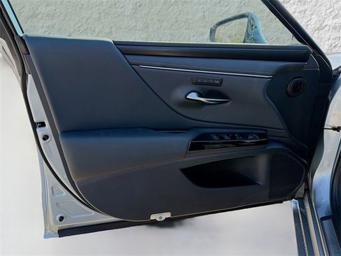 New 2025 Lexus ES 350 w/ Premium Package image 22