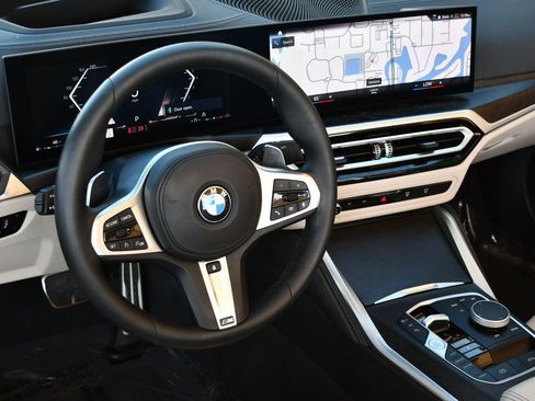 Used 2024 BMW M440i Convertible w/ Premium Package image 12