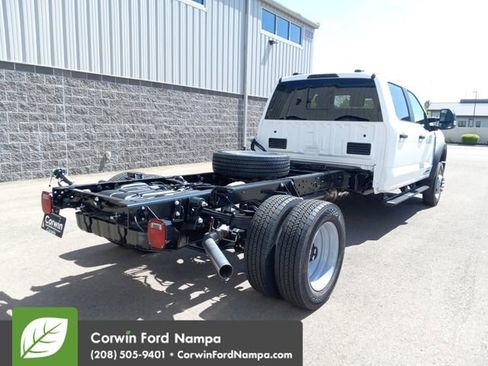 New 2026 Ford F550 4x4 Crew Cab image 3