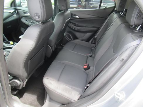 Used 2023 Buick Encore GX Preferred FWD image 29