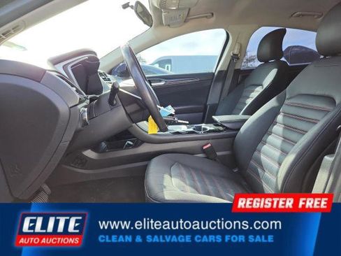 Used 2016 Ford Fusion SE image 13