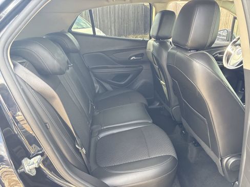 Used 2022 Buick Encore Preferred w/ Safety Package image 12