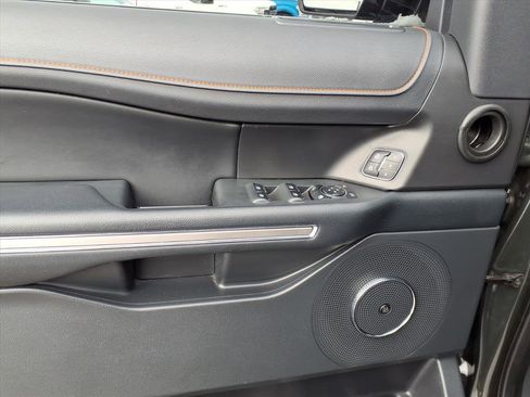 Used 2023 Ford Expedition Timberline image 8