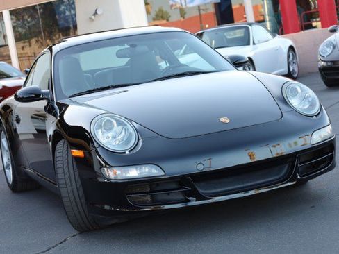 Used 2007 Porsche 911 Carrera RWD image 2