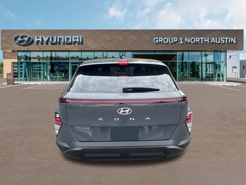 New 2026 Hyundai Kona SE image 6