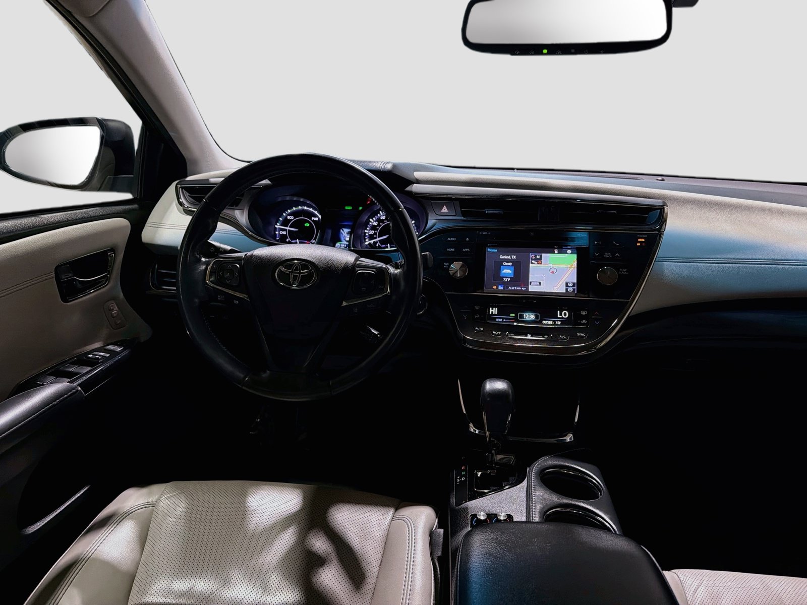 Used 2018 Toyota Avalon Limited FWD image 17