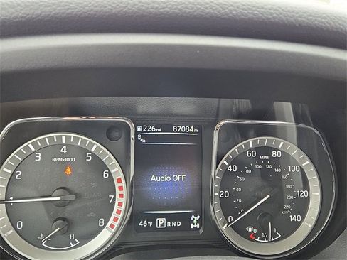 Used 2018 Nissan Titan PRO-4X w/ Pro-4x Utility Package image 9