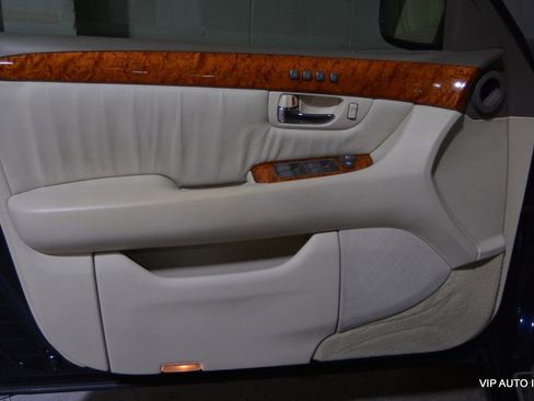 Used 2002 Lexus LS 430 image 7