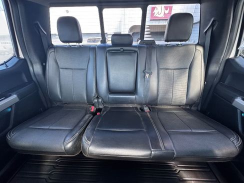 Used 2018 Ford F150 Lariat w/ Equipment Group 501A Mid image 4