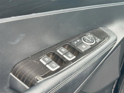 Used 2020 Kia Sorento S image 17
