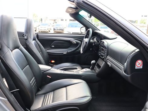 Used 2002 Porsche 911 Carrera image 30