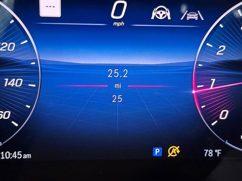 New 2025 Mercedes-Benz C 300 4MATIC Sedan image 32