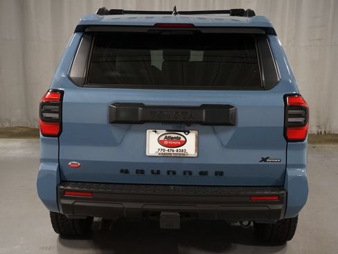 Used 2025 Toyota 4Runner SR5 RWD image 7