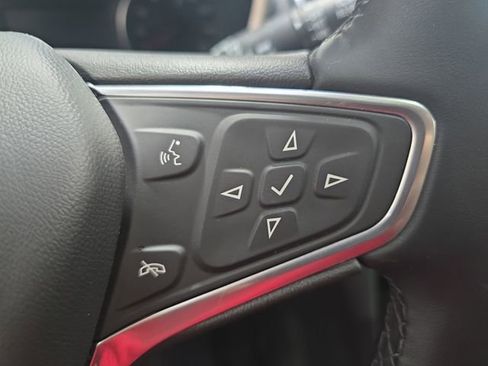 Used 2023 Chevrolet Equinox LT image 20