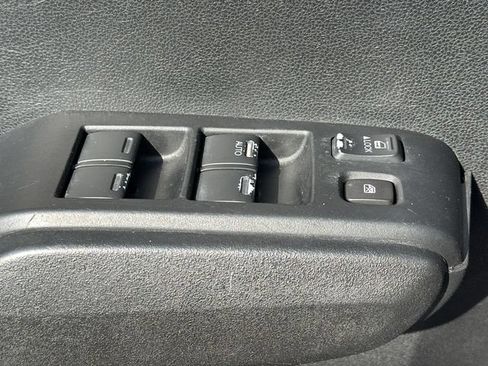 Used 2013 Honda Fit image 23
