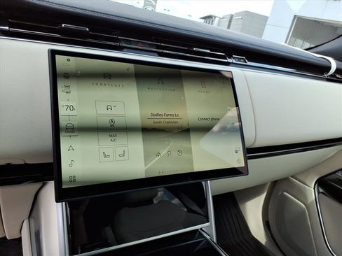 New 2026 Land Rover Range Rover SE AWD/4WD image 19