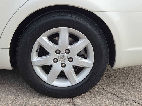 Used 2009 Toyota Avalon Limited image 13