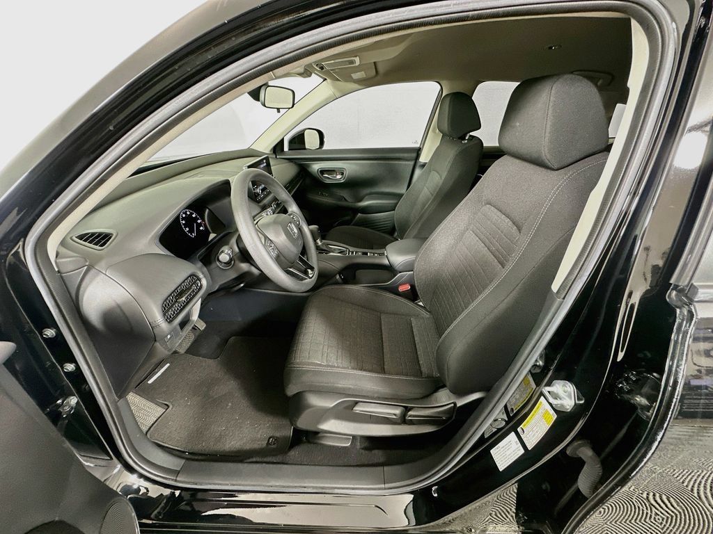 Certified 2024 Honda HR-V LX image 19