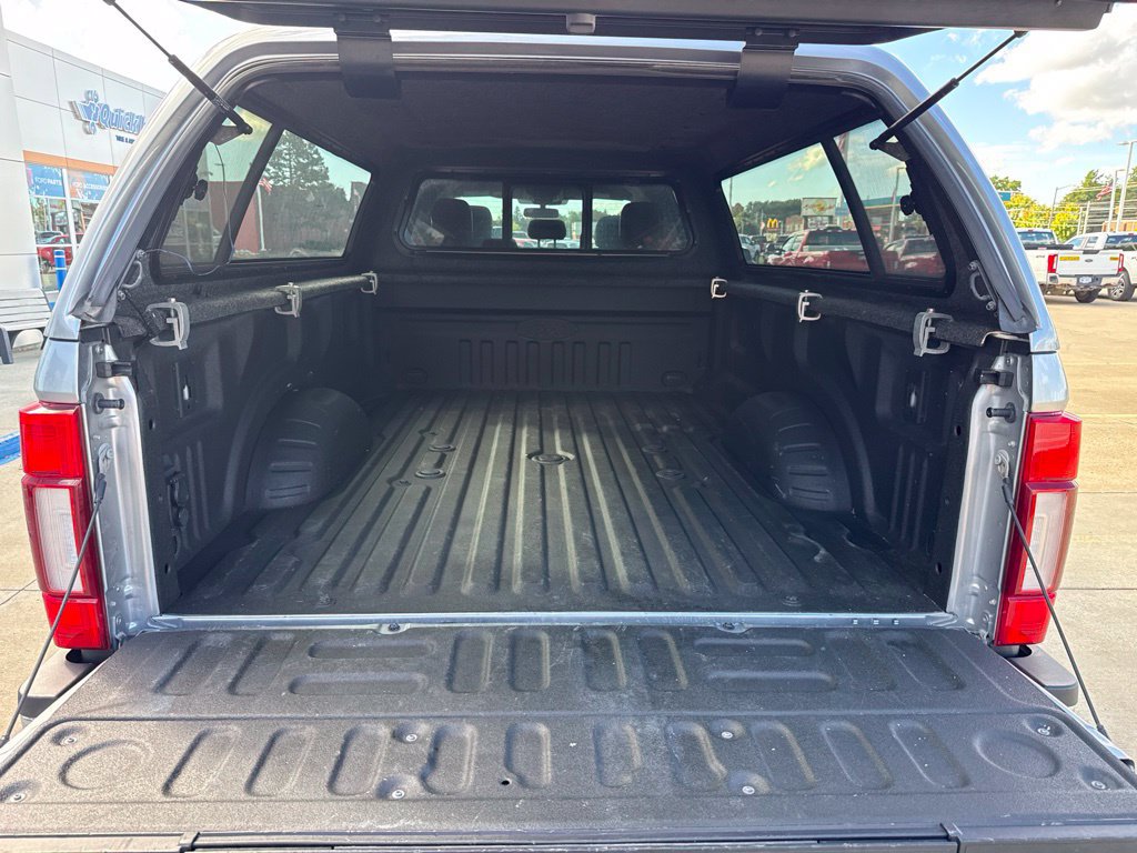 Used 2020 Ford F350 Lariat w/ Lariat Ultimate Package AWD/4WD image 28