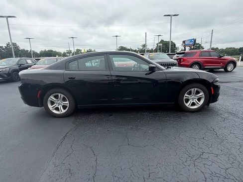 Used 2023 Dodge Charger SXT RWD image 10