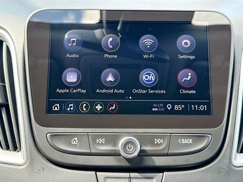 Used 2025 Chevrolet Malibu LT image 14