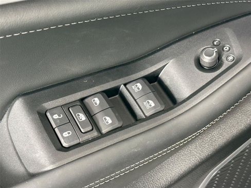 Used 2026 Jeep Grand Cherokee Limited AWD/4WD image 28