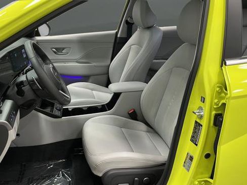 Used 2024 Hyundai Kona Limited image 9