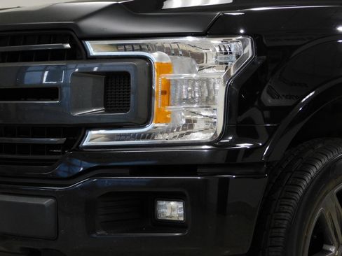 Used 2020 Ford F150 XLT w/ Equipment Group 302A Luxury image 21