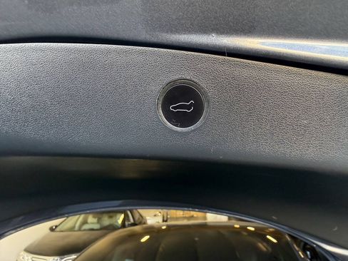Used 2023 Tesla Model 3 Standard Range RWD image 23