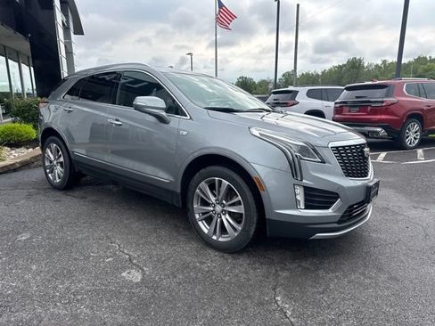 Used 2024 Cadillac XT5 Premium Luxury w/ LPO, Floor Liner Package AWD/4WD image 7