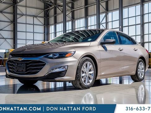 Used 2024 Chevrolet Malibu LT image 1