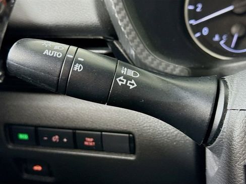 Certified 2021 Nissan Sentra SR image 14