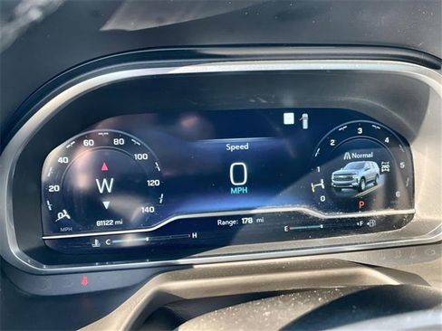 Used 2023 Chevrolet Tahoe LT w/ LT Signature Package image 13