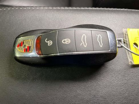Used 2017 Porsche 718 Boxster S RWD image 34