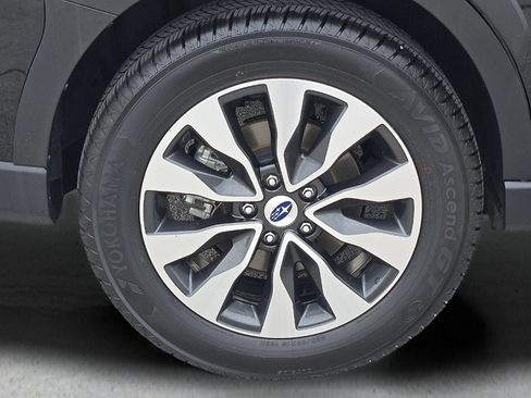 Used 2025 Subaru Outback Touring XT AWD/4WD image 8