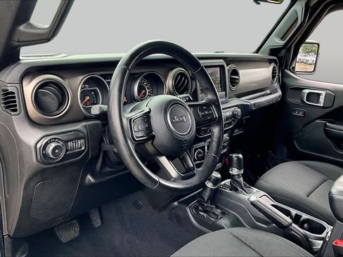 Used 2020 Jeep Wrangler Unlimited Sport AWD/4WD image 15